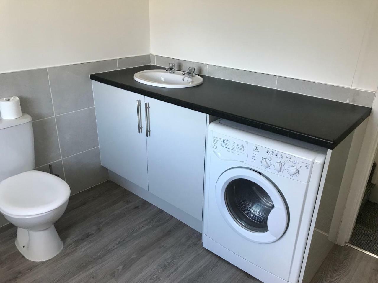 Platform Port Area Apartment 2 With Free Street Parking Kingston upon Hull Dış mekan fotoğraf